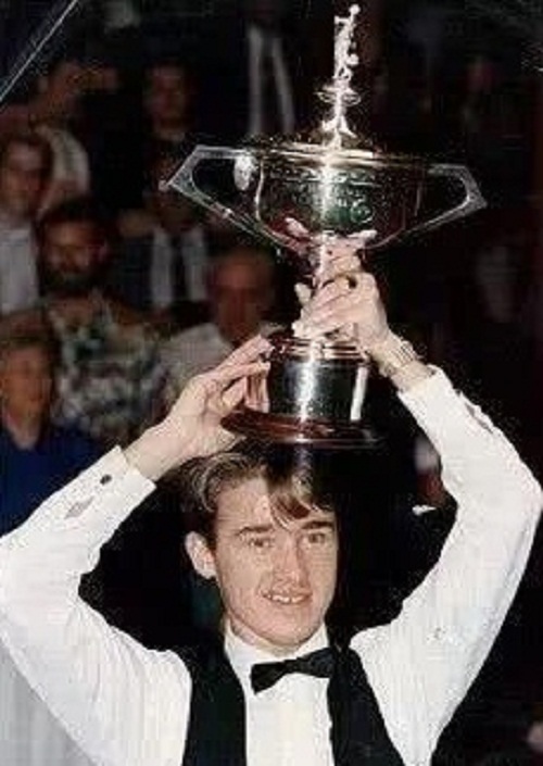 阿尔瓦雷斯 阿尔瓦雷斯